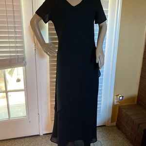 Ultra Dress Vintage V-Neck Long Black Dress 10 VGC